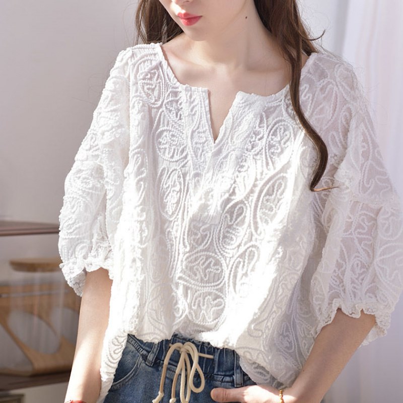 Lace shirt Short sleeved 2020 summer new pattern Easy Western style Blouse temperament V. bishop sleeve jacketin the Women's clothing/Boutique , Lace shirt/Chiffon shirt  category - from Buy2taobao.com to provide professional Taobao agent buy service