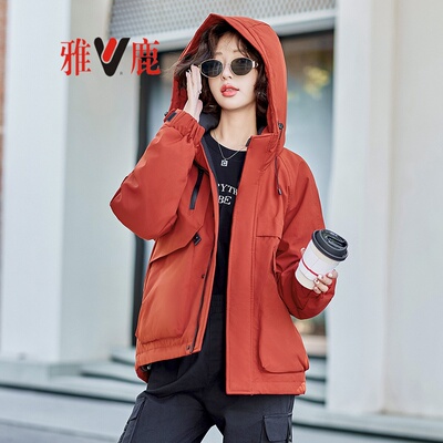 雅鹿2025年新款短款羽绒服连帽女
