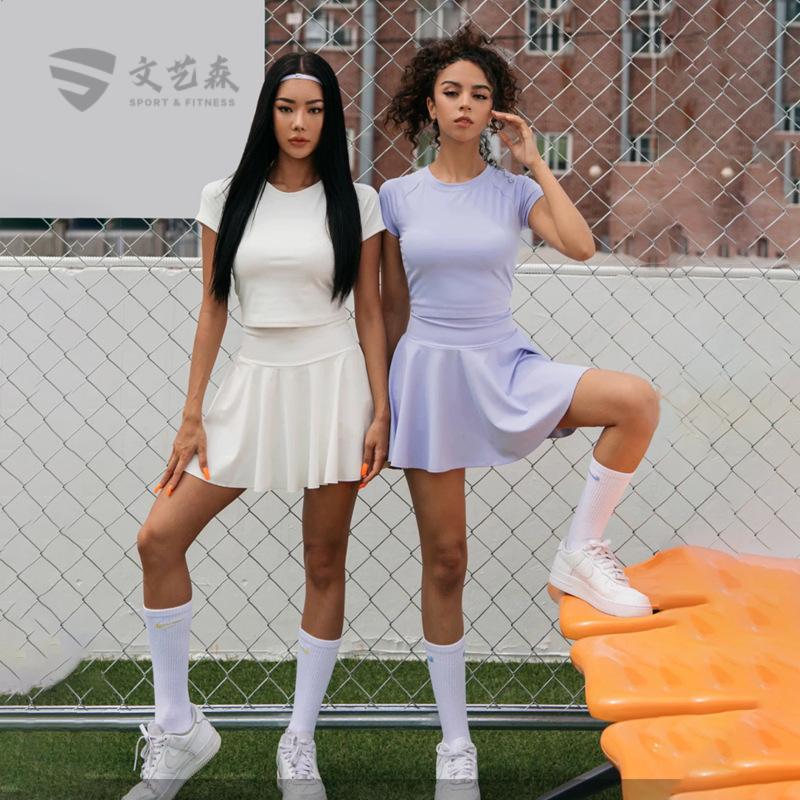 韩版运动健身套装女含胸垫圆领+