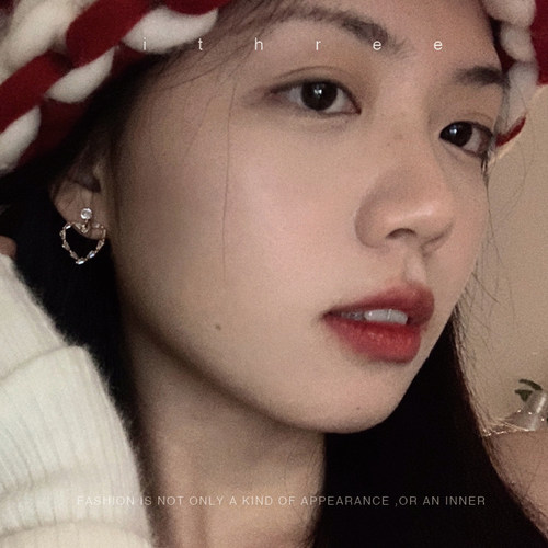 ithree/镂空爱心耳环女经典吸睛气质感ins小众百搭气质水晶耳饰女