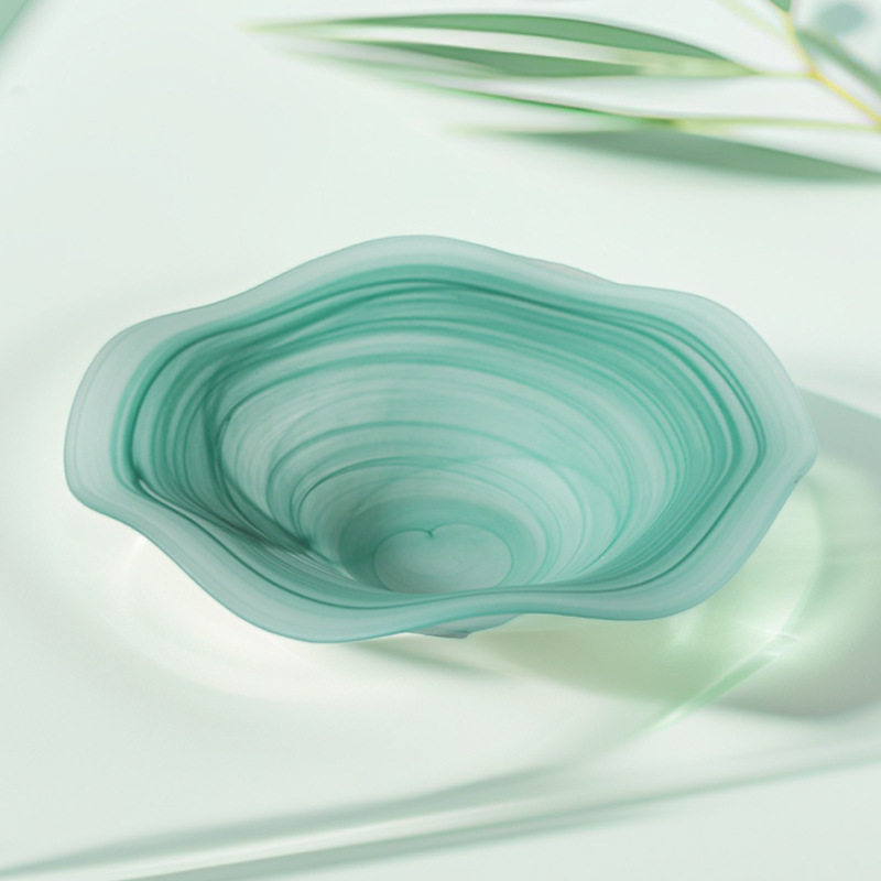创意玻璃果盘收纳盘客厅茶几摆件设计师款简约现代玻璃水果沙拉碗
