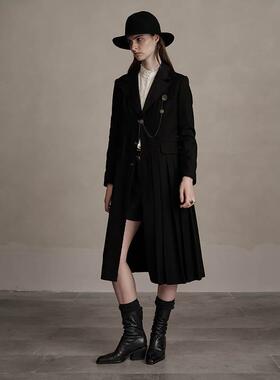 D-HARRY/迪哈利2024冬新款温暖百搭黑色外套式连衣裙DH244J97731D