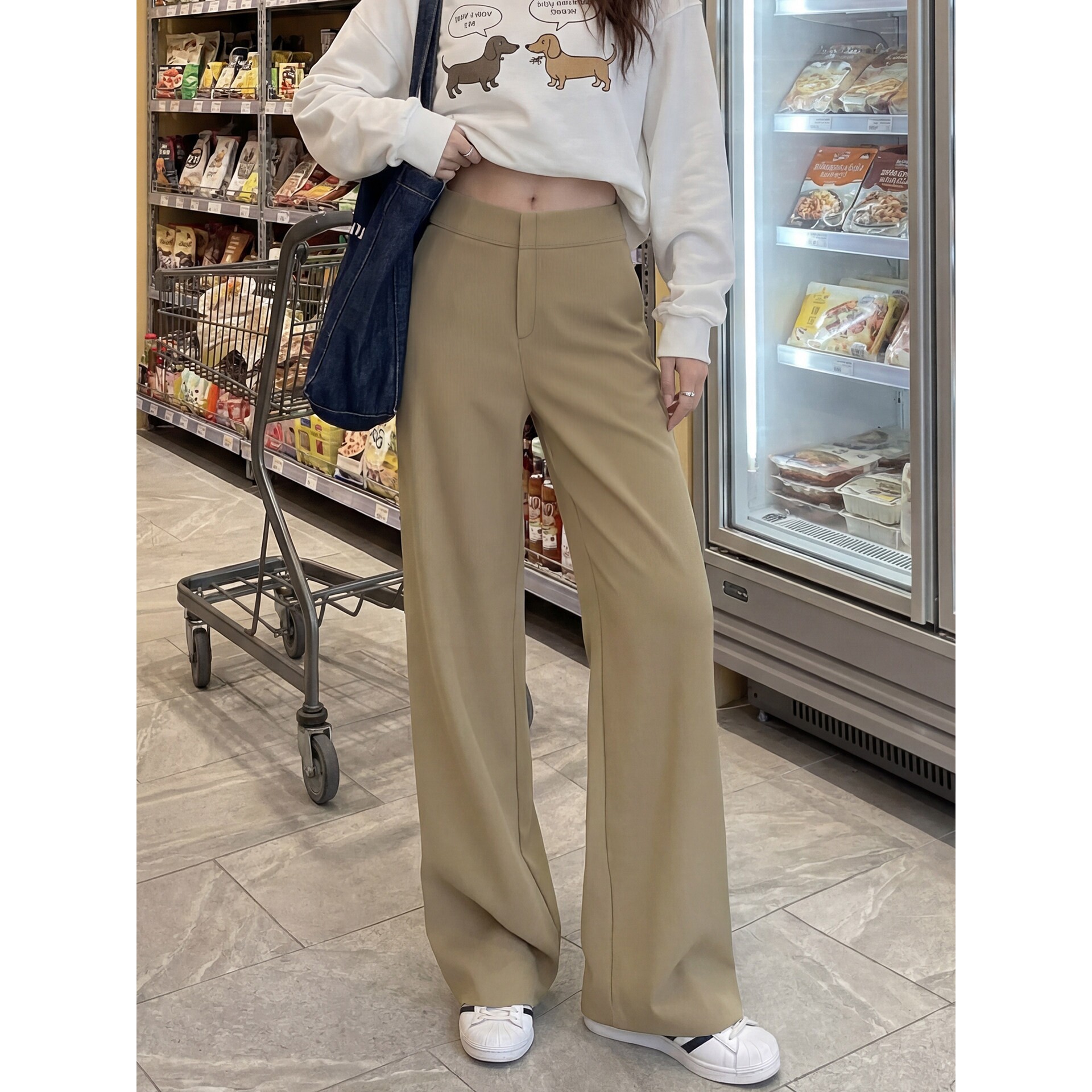 卡其色西装裤女春秋季2026新款高级感垂感老钱风休闲直筒阔腿裤子