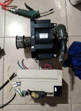 安川伺服电机一套SGDV-200A01A0020003. 议价
