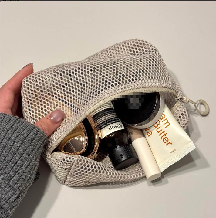 随身便携化妆包女生极简风外出旅行网格洗漱收纳包大容量2025新款