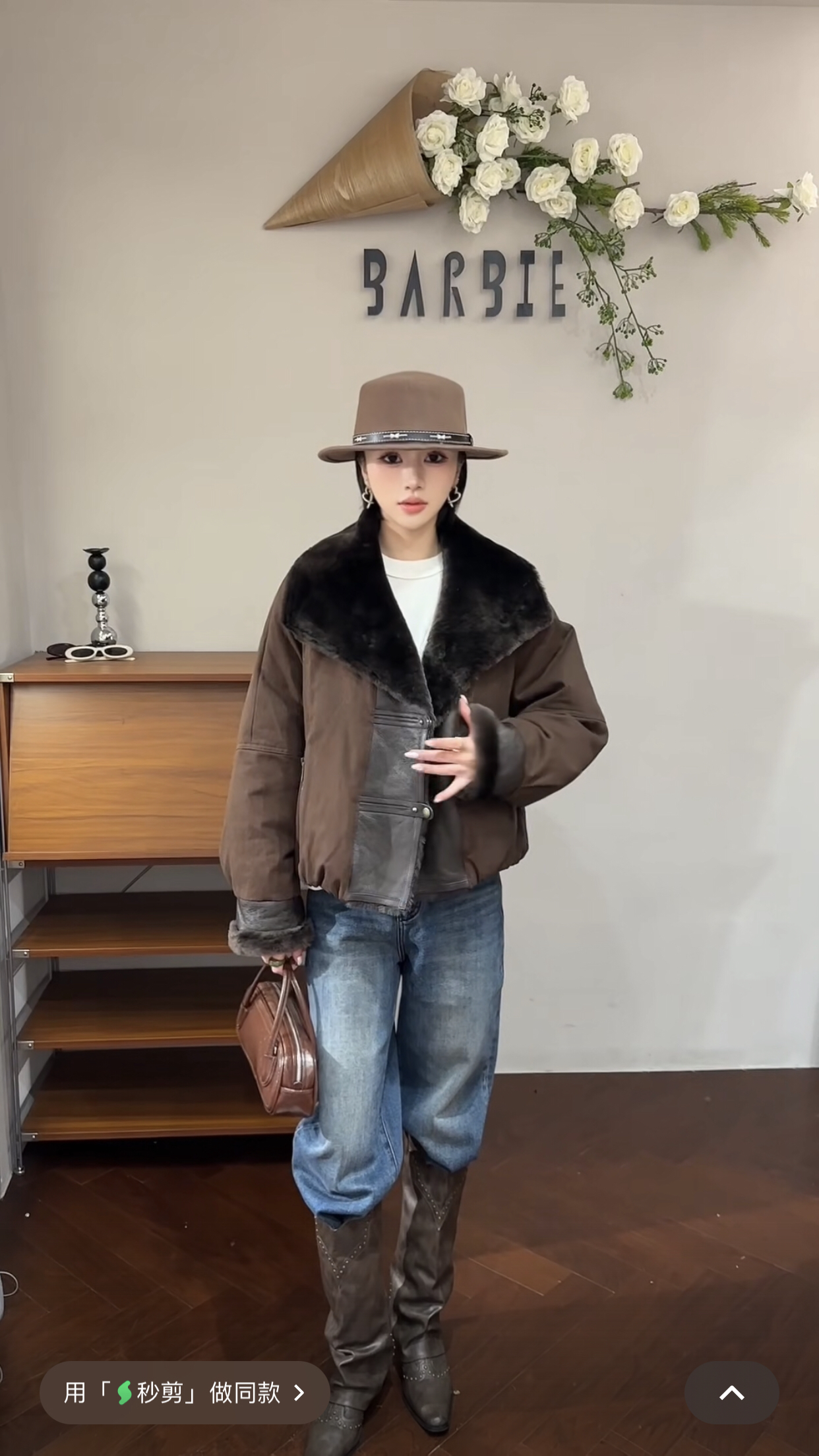 欧洲站2025冬新时尚翻领拼皮毛一体美式风格短款羽绒服外套女5509