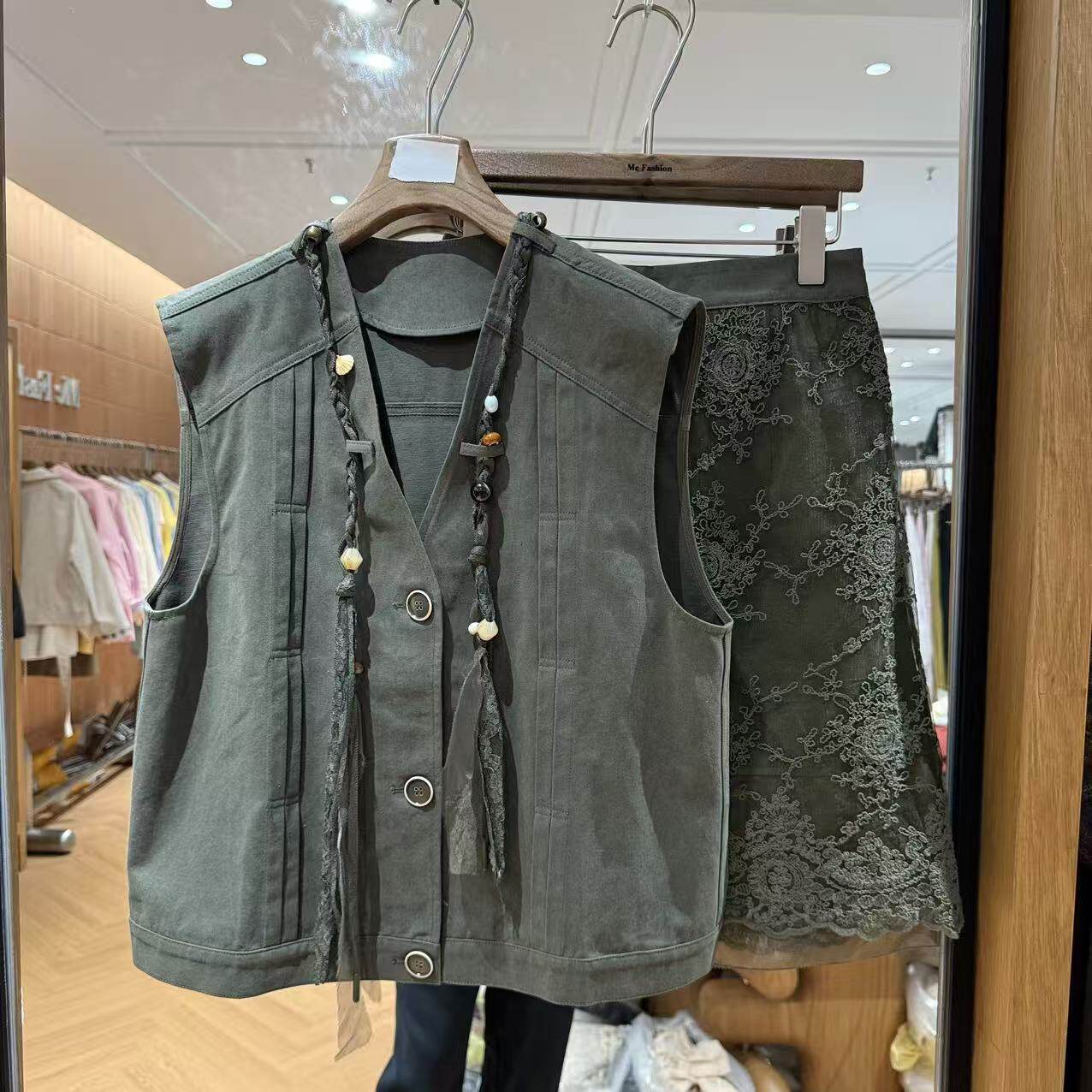 欧洲站2026新款编织带装饰西部牛仔马夹+刺绣半身裙时尚套装4064