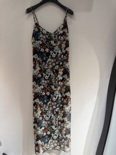 欧洲站2026新款欧货法式桑蚕丝V领印花洋气显瘦吊带连衣裙女608