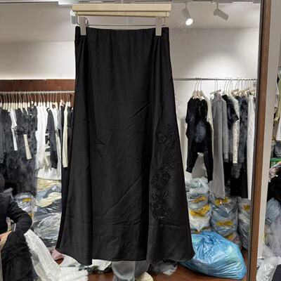 欧洲站2026新款高级感侧边刺绣醋酸优雅高腰显瘦包臀长裙31008