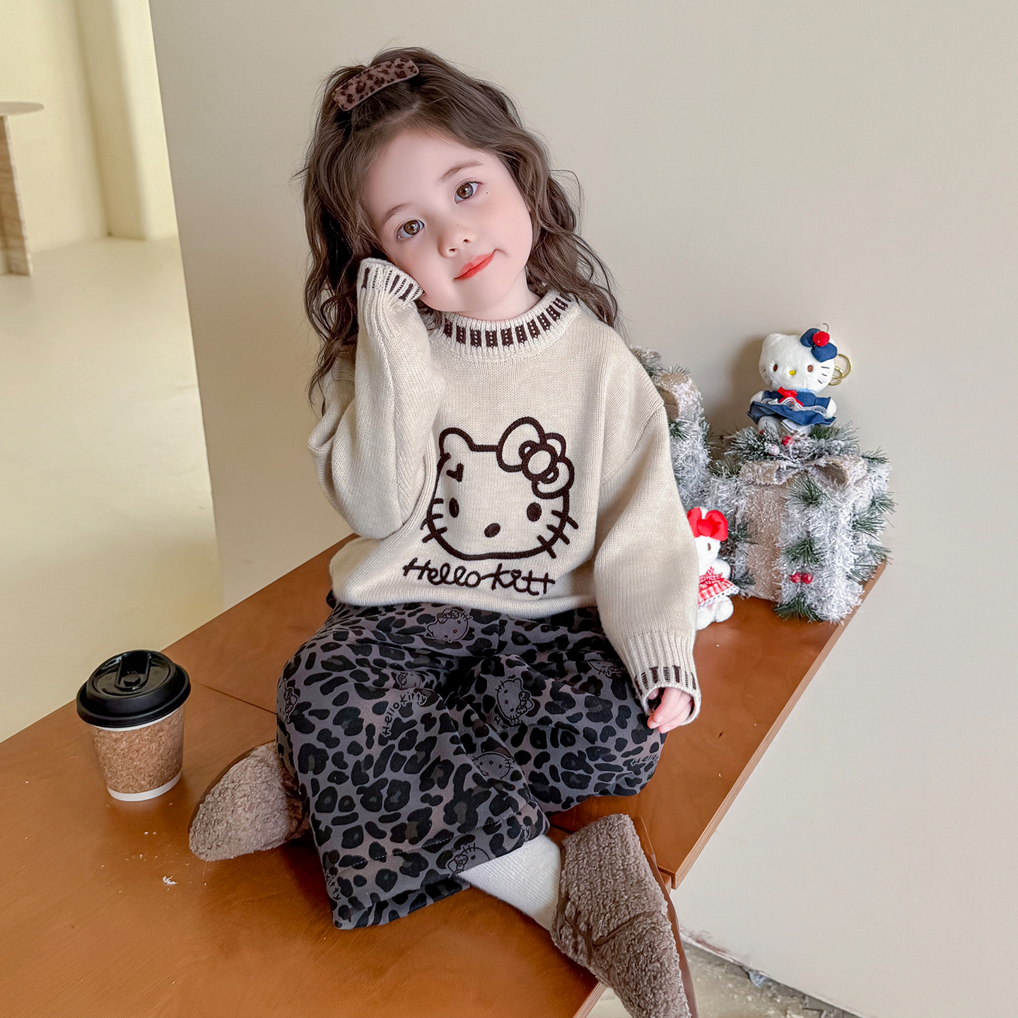 超好看女童毛衣秋冬保暖针织上衣