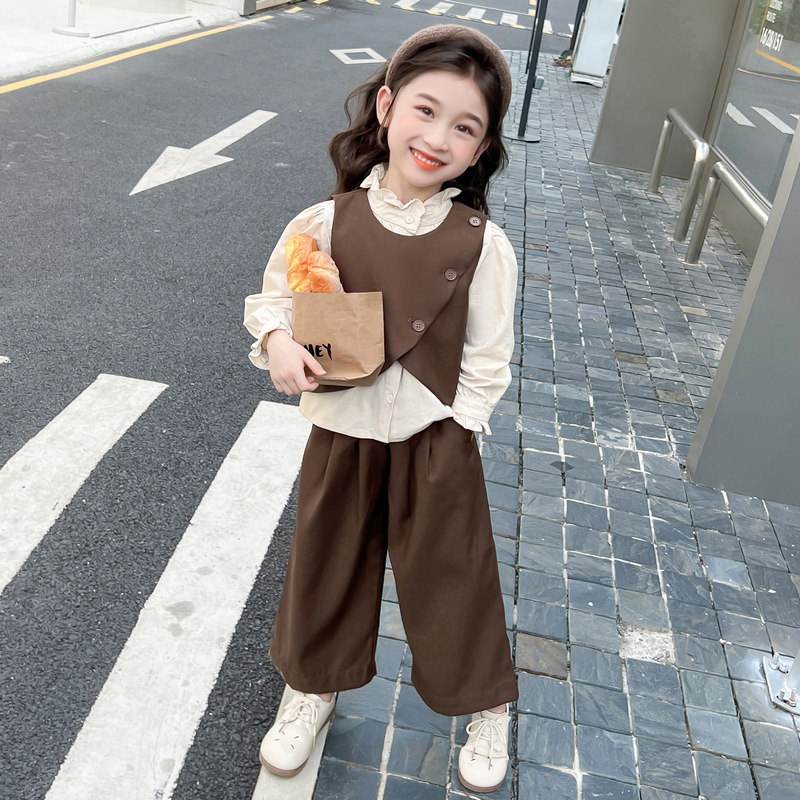 秋装韩版套装2025新款儿童洋气马甲阔腿裤三件套女宝宝秋