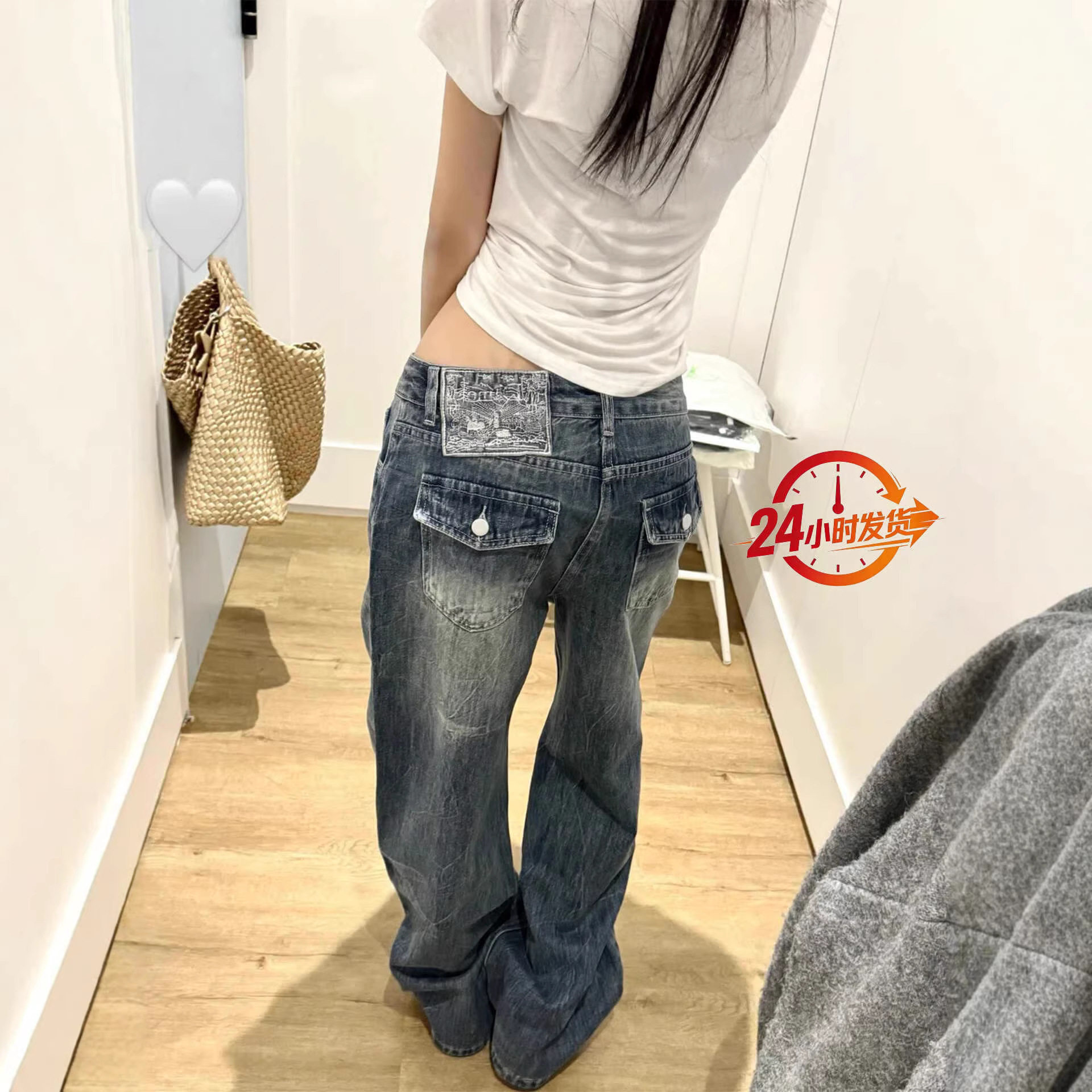 绣标水洗复古蓝阔腿牛仔裤女2026春季新款低腰宽松显瘦休闲直筒裤