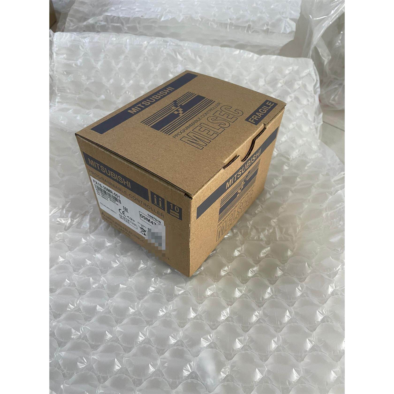 工程余货三菱PLC正品三菱FX1S-30MR-001九九新