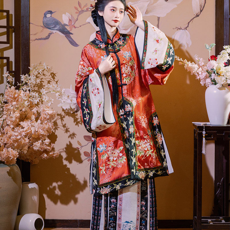 清汉女平遥晋商少奶奶服对襟圆领清代格格马面裙重工长款刺绣套装