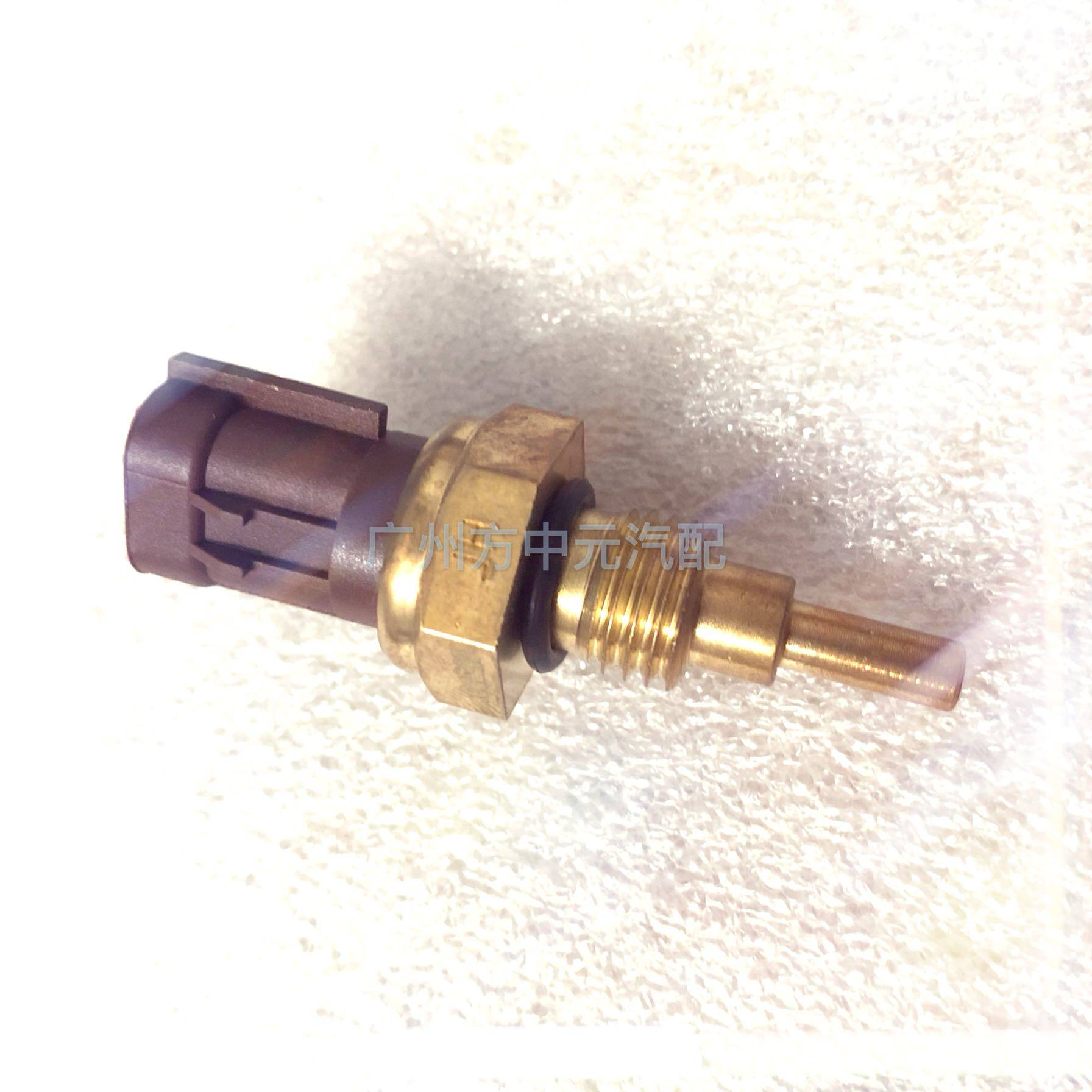 铃木天语sx4 浪迪1.4 语燕1.5利亚纳纳1.6 水温传感器水温