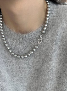 施家灰色珍珠项链女小众设计感高级颈链2025年新款爆款毛衣锁骨链