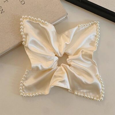 高级感缎面珍珠方巾大肠发圈