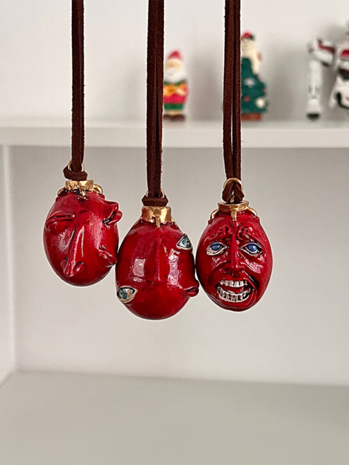 XIANLISI 검 스타일 전설 BEHELET 브랜드 전사 GUS 수지 펜던트 주변 장치 대 군주의 계란