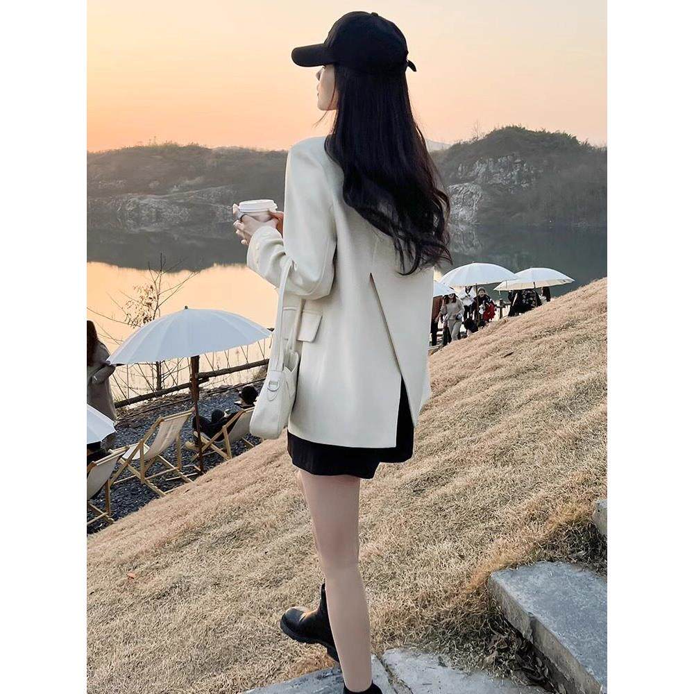 西装外套女春秋新款韩版时尚洋气高级感小个子显瘦西服后开叉上衣
