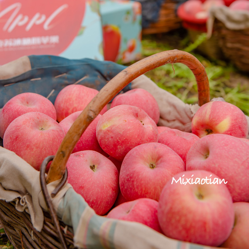 米小田 宜冷藏 顺丰新疆直发阿克苏红旗冰糖心苹果红富士果礼盒