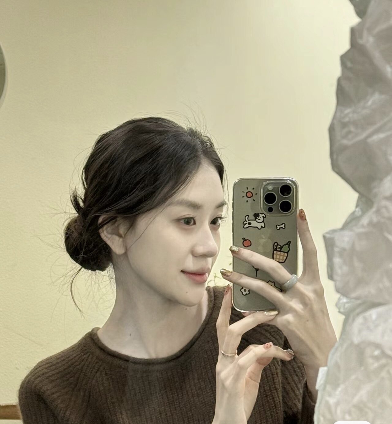 韩国高级网红可爱小女生简笔小动物适用苹果17promax手机壳iPhone14透明16新款14pro镜头全包13pro少女15软壳