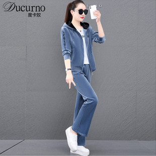 DUCURNO高端品牌时尚运动套装秋季灯芯绒休闲卫衣大码三件套女装