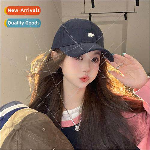 The new hat female polar bear embroidered baseball cap Korea