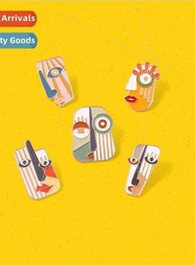 Alternative Quirky Brooch Bizarre Art Mask Asymmetrical Badg