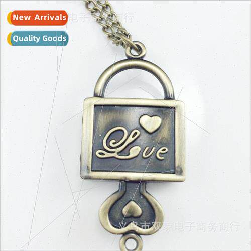 Popular Retro Fashion Key Lock Couple Pocket Watch Necklace