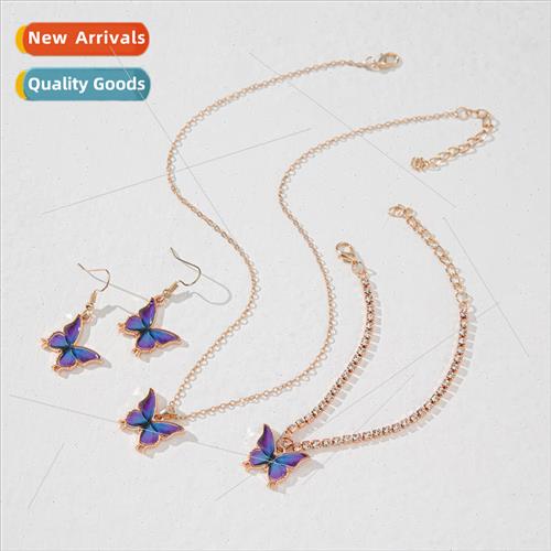 mple Butterfly Necklace Set che Design Premium Personalized