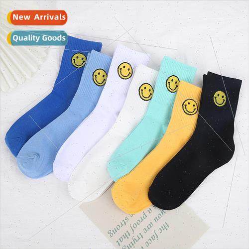 Japan and Korea cute men and women smiley face mid-calf spor