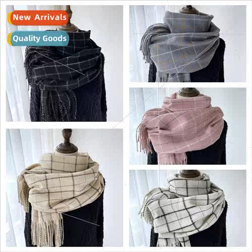 The new plaid scarf imitation cashmere tassel winter girls v