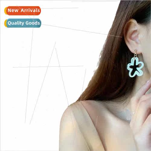 Skeleton petal white flower earrings fairy French sweet ear