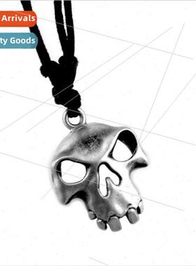 New Sea of Thieves Skull Keychain Alloy Necklace Jewelry Han