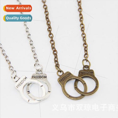 Fifty Shades of Grey SM Hand Clasp Handcuff Necklace