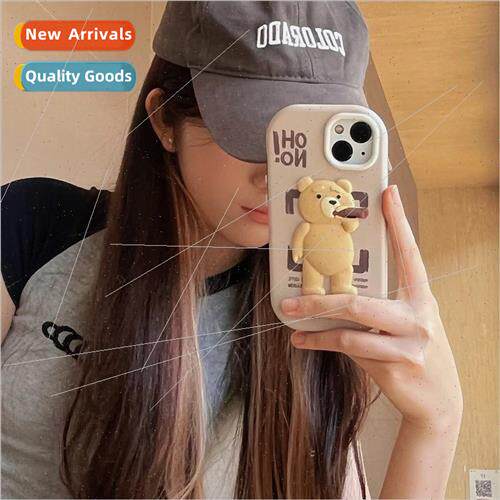 Quirky cartoon drinking bear Apple 12 silicone 13ProMax 适用