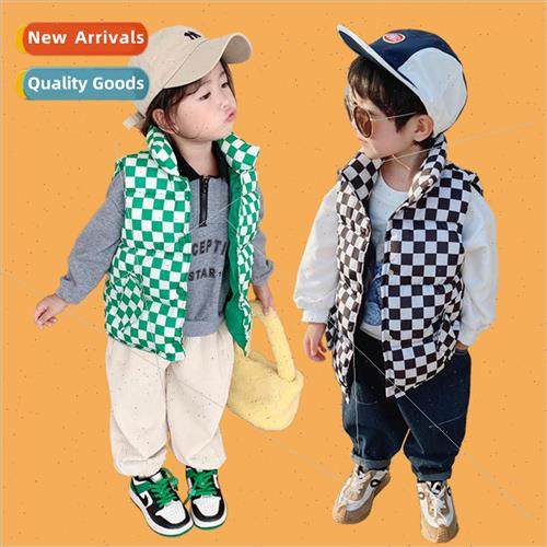 New girls fall and winter clothing in small children plaid w