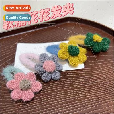 Koreas new knitted soft sticky flower flower small clip side