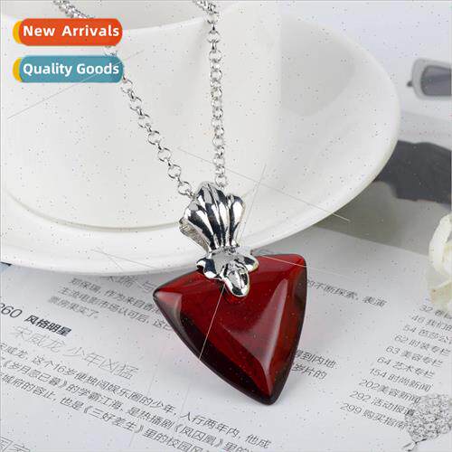 Anime and manga around the new Fate ght Necklace Fate/Zero R