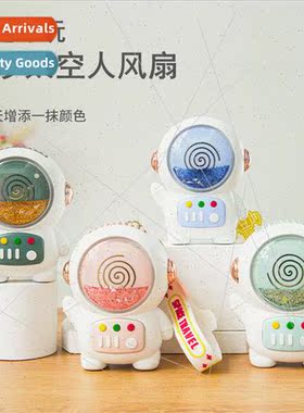 Mini astronaut quicksand spaceman small fan desktop handheld