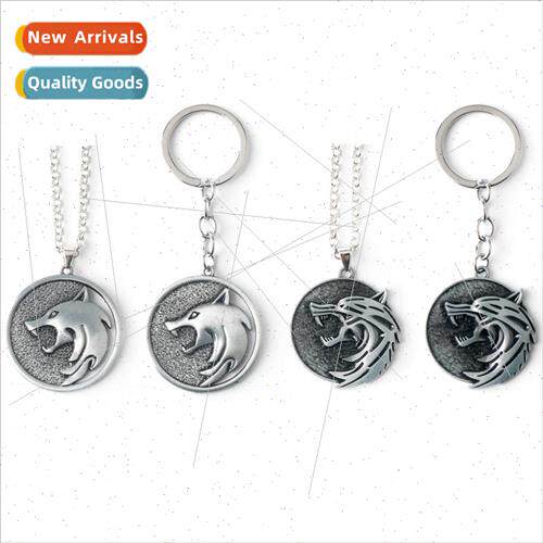 Game  The witcher 3 wizard wolf head necklace keychain demon