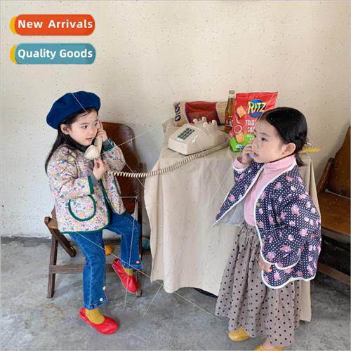 A wooden monkey Korean childrens girls floral cotton jacket