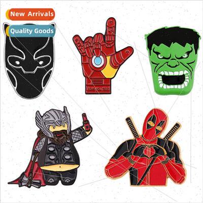 Marvel series of new cartoon Iron Man luminous brooch metal