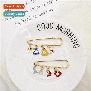 Japanese brooch personalized Cute pin Alice buckle cartoon