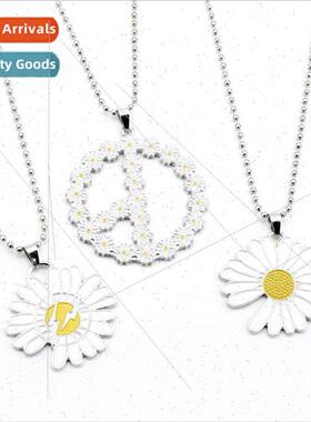 GD Quan Zhi Long ttle Daisy Necklace Sunflower Pendant ghtni