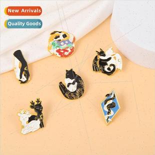 Cat Pat Dinosaur Hands Cubs with Koi Yang Yin Animal Holding