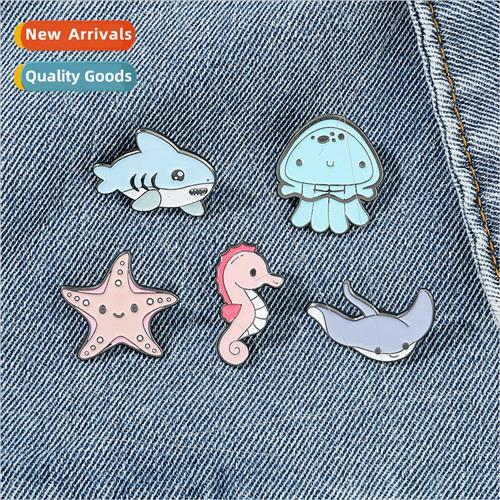 New Q  of the sea creatures series alloy brooch shark jellyf