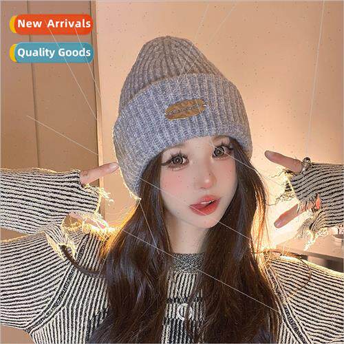 Autumn and winter hats female warm wool cap Korean letters v