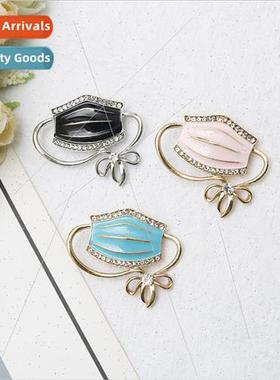Korea Fashion Creative Drilling Bow Mouthpiece Brooch Doctor