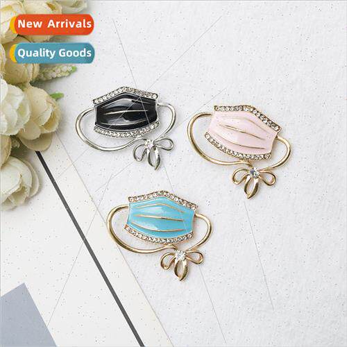 Korea Fashion Creative Drilling Bow Mouthpiece Brooch Doctor